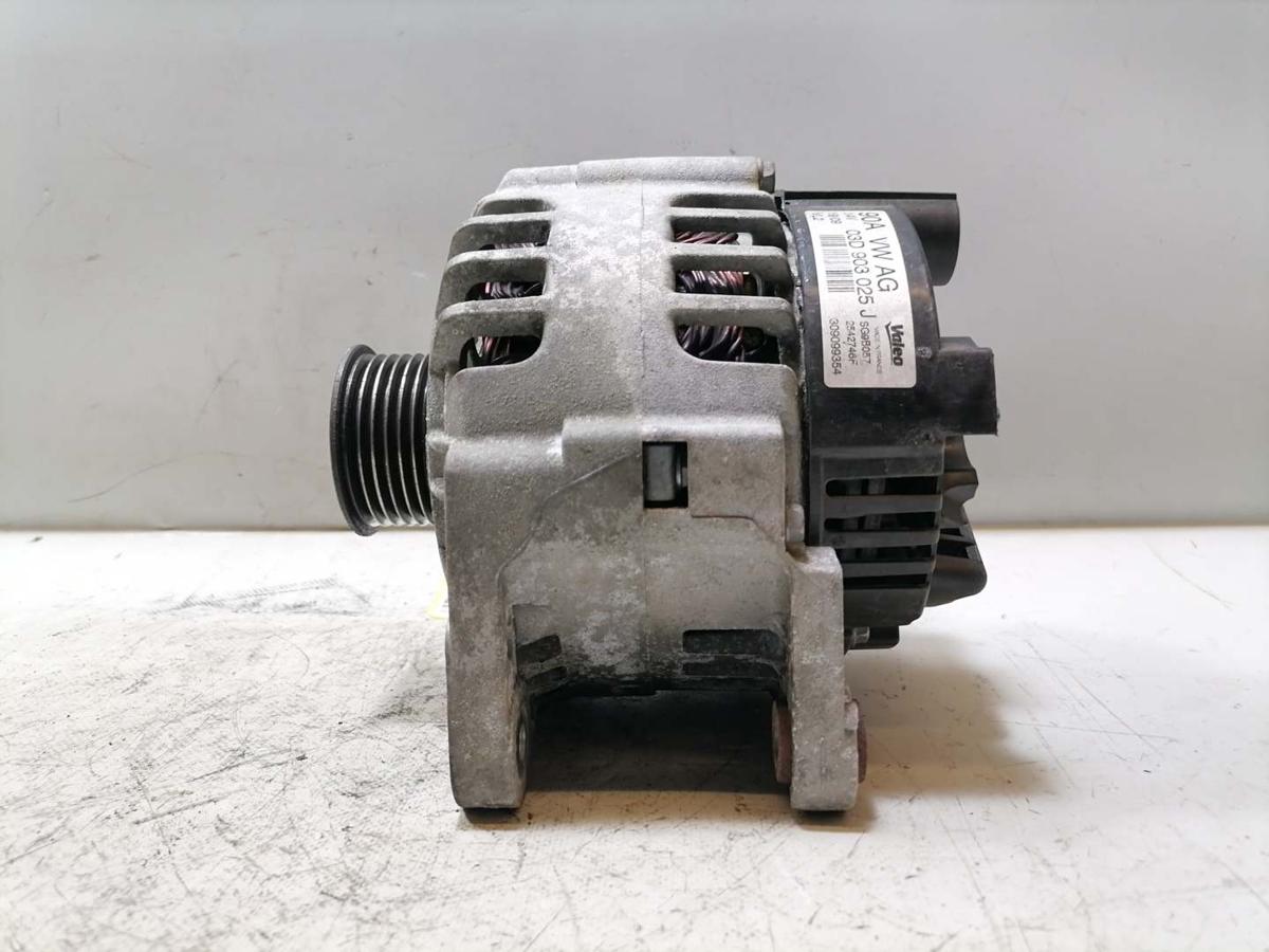 Skoda Fabia 2 original Lichtmaschine Generator 1.2 44KW Bj.2009